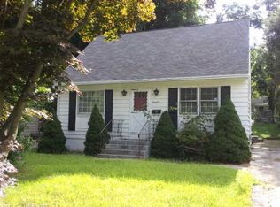 14 Edgewood Ave, Ansonia, CT 06401