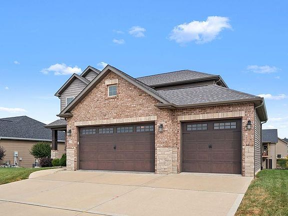 5th image of 219 Ellington Ct