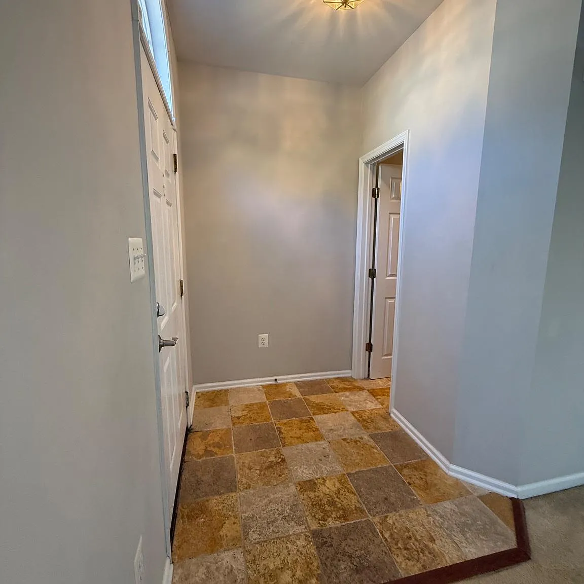 4 bed, 3.5 bath, 2106 sqft, $2,800 — Photo 4