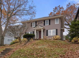 1421 Quincy Shore Dr, Quincy, MA 02169