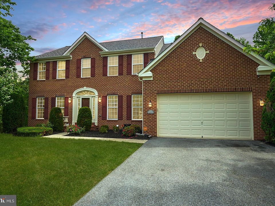 1st image of 5200 Derby Manor Ln