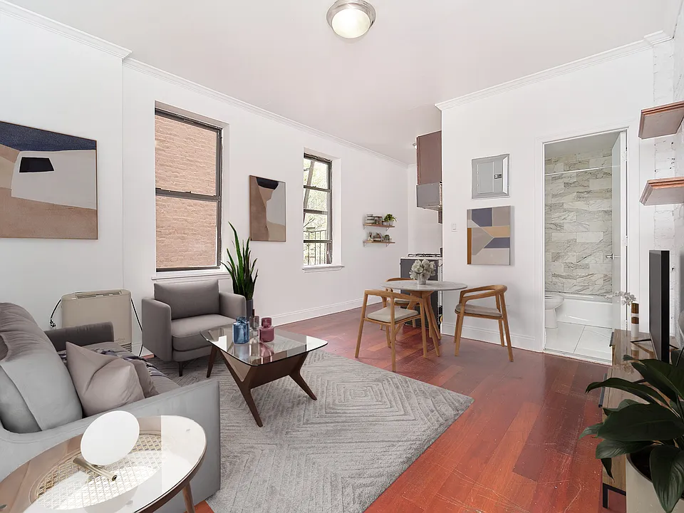 201 E 2nd St #1C