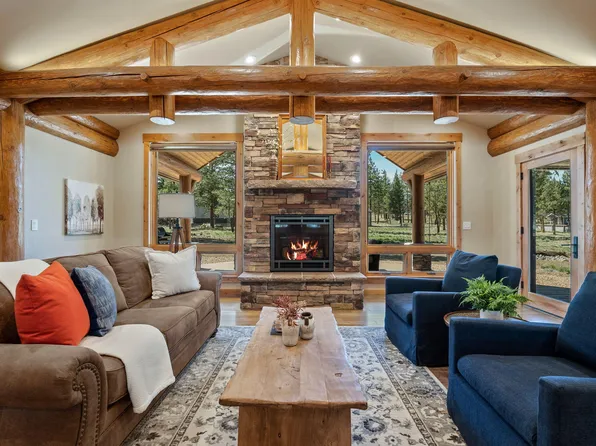 70163 Longhorn Dr, Sisters, OR 97759