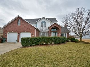 1580 Centurion Ln, New Lenox, IL 60451