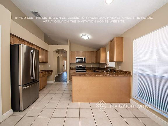 5th image of 10207 Hunters Haven Blvd