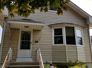 2549 Erie St, River Grove, IL 60171