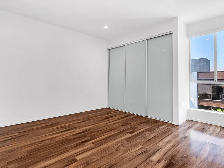 11260 Mississippi Ave #405 — Photo 30