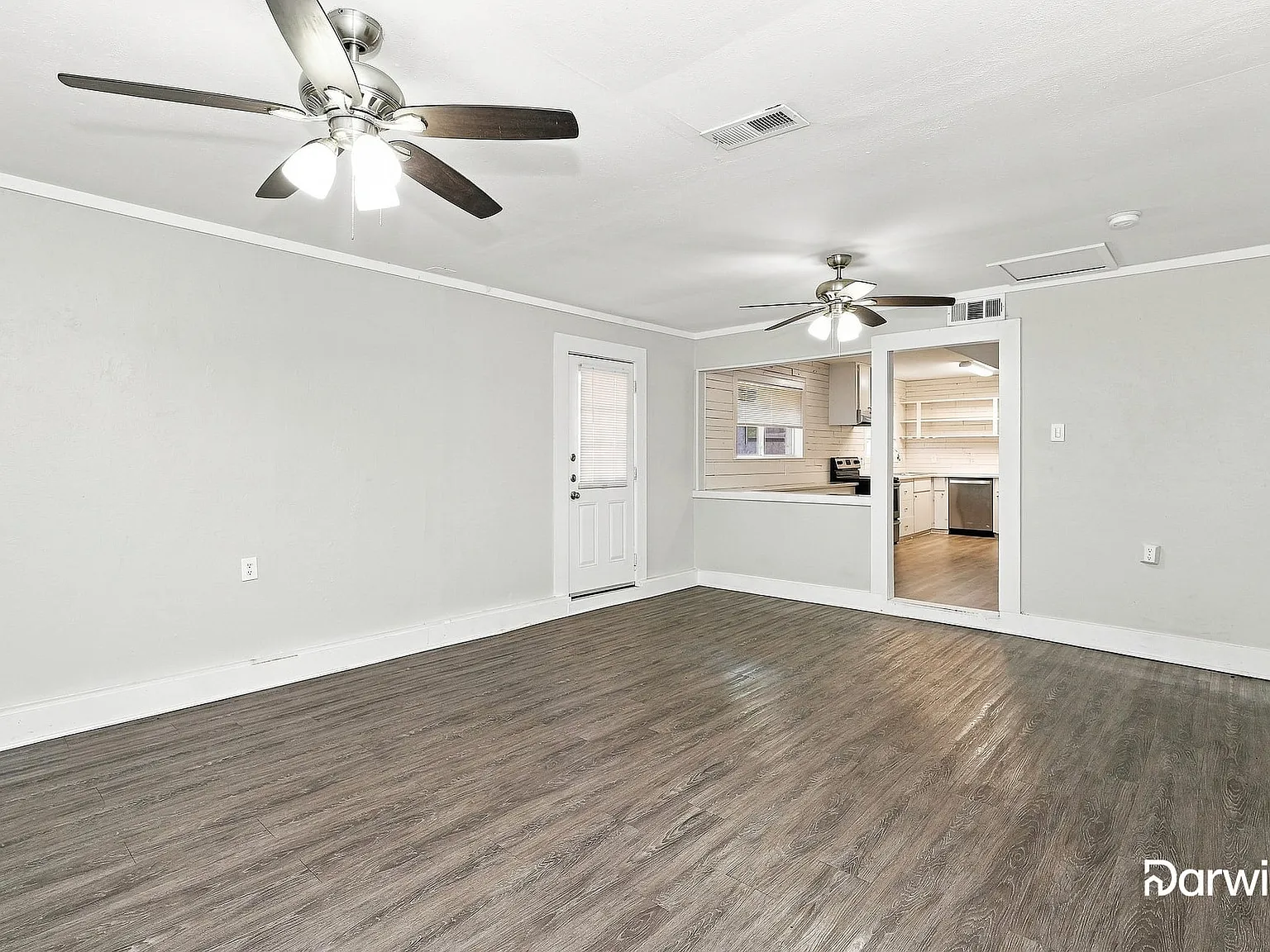 4 bed, 2.0 bath, 2172 sqft, $2,280 — Photo 3
