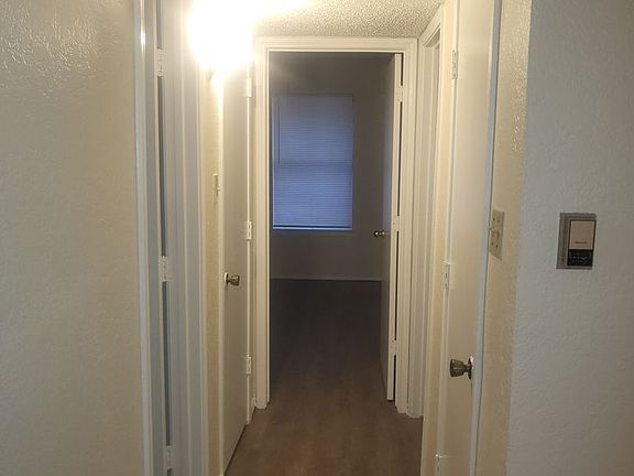 4th image of 1724 Justin Lyn St