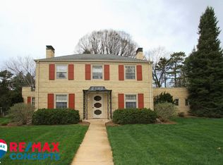 925 Piedmont Rd, Lincoln, NE 68510