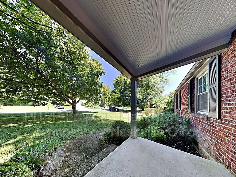 3818 Woodmont Ln — Photo 3