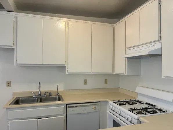 461 W California Ave APT 16, Glendale, CA 91203