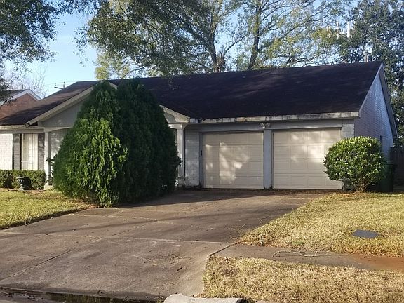 3rd image of 11106 Braewick Dr