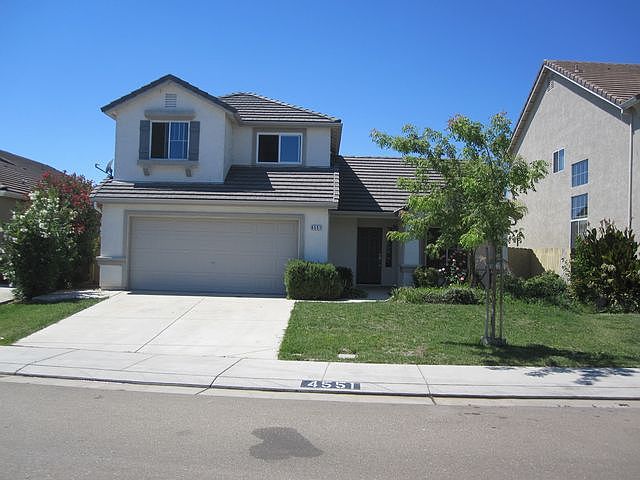 1st image of 4551 Eiffel Dr