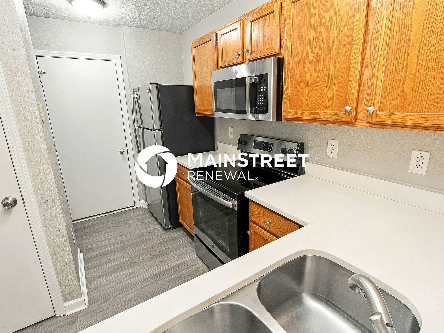 4506 Redcliff South Ln — Photo 4