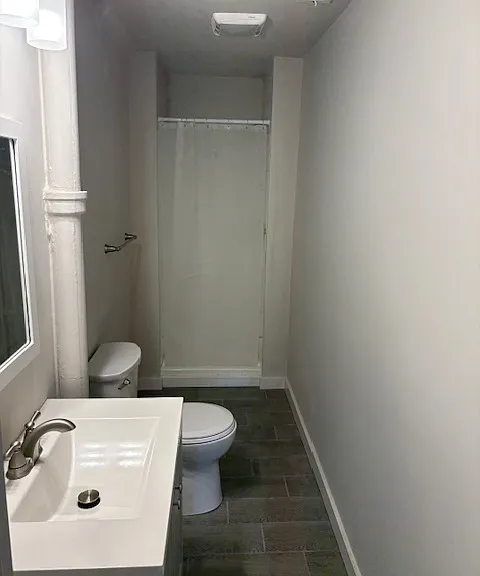 30 Henry St #1 — Photo 2