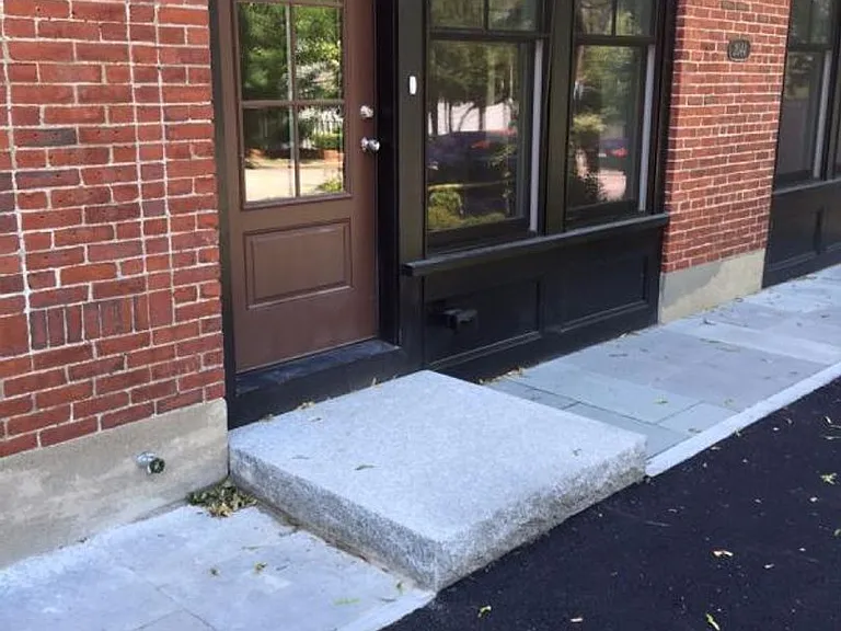 2044 Beacon St #3 — Photo 12