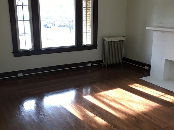 3rd image of 782 Wyoming Ave APT 2