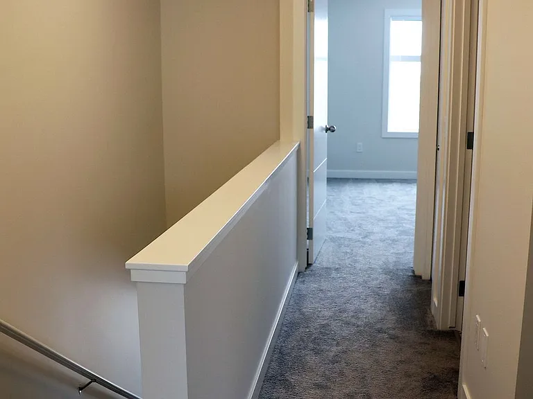 600 Bellerose Dr — Photo 36