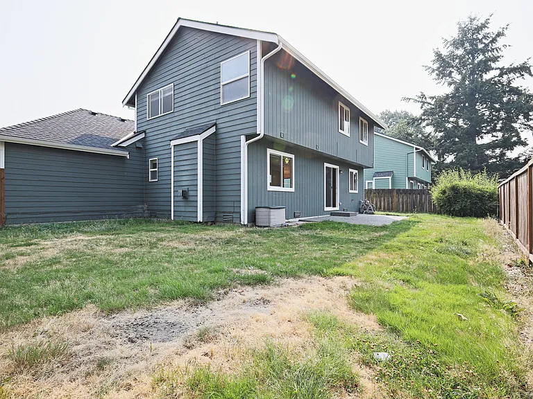 4006 NE 18th St — Photo 41