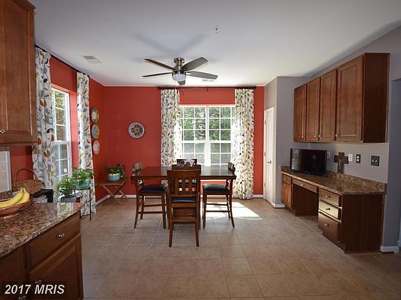 5th image of 8611 Wintergreen Ct Unit 206