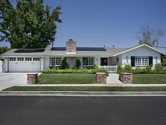 2nd image of 1004 Hendrix Ave