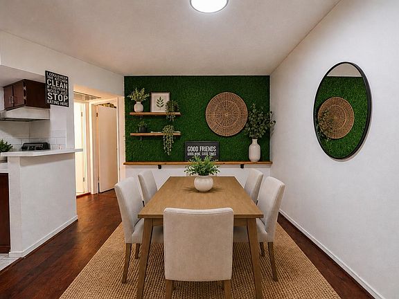 3rd image of 10811 Richmond Ave APT 39
