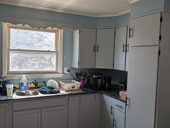 5th image of 154 N State Rd