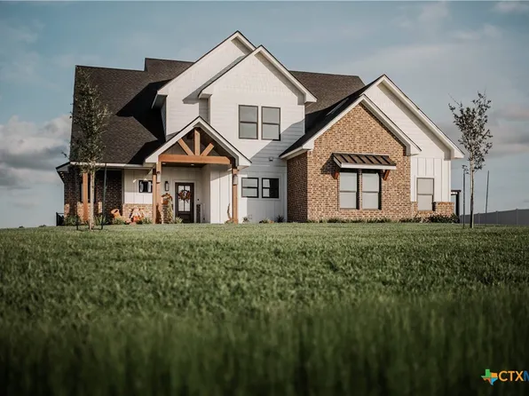523 Dayspring Dr, Victoria, TX 77904