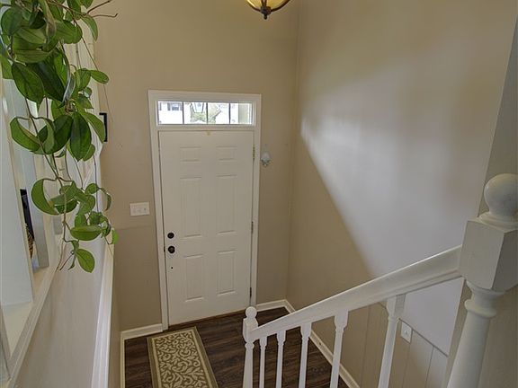 3rd image of 3505 Jacqueline Dr