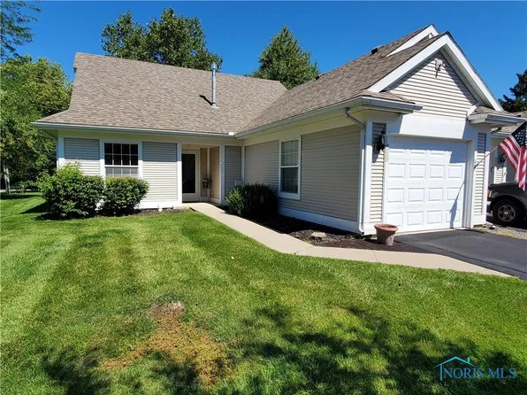 24519 Village Ln, Grand Rapids, OH 43522