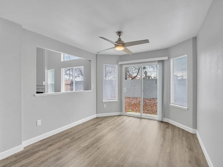 244 Delta Leaf Way — Photo 7