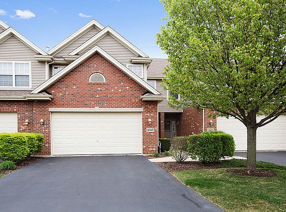 2nd image of 14949 S Suffolk Ct