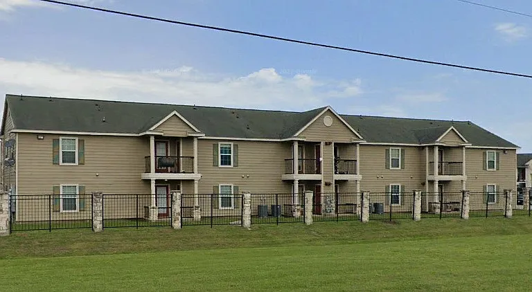 Bay Ranch Apartments — Photo 8