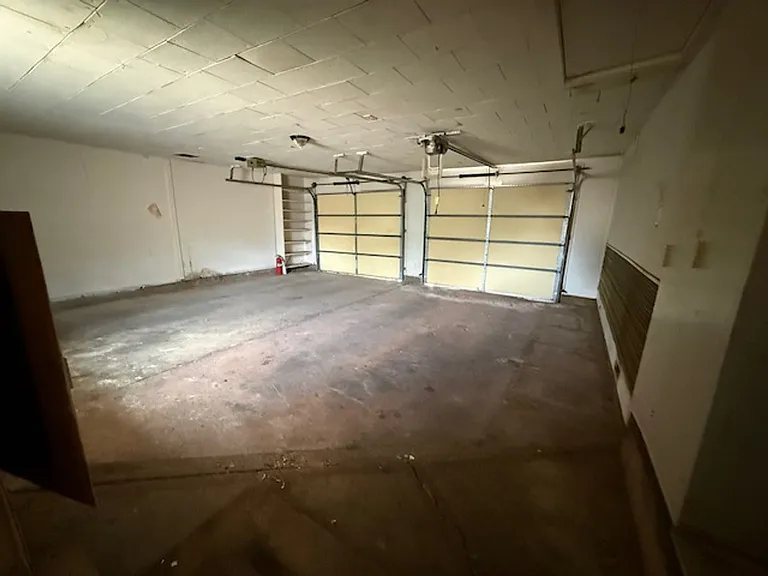 2510 Marshall St — Photo 18