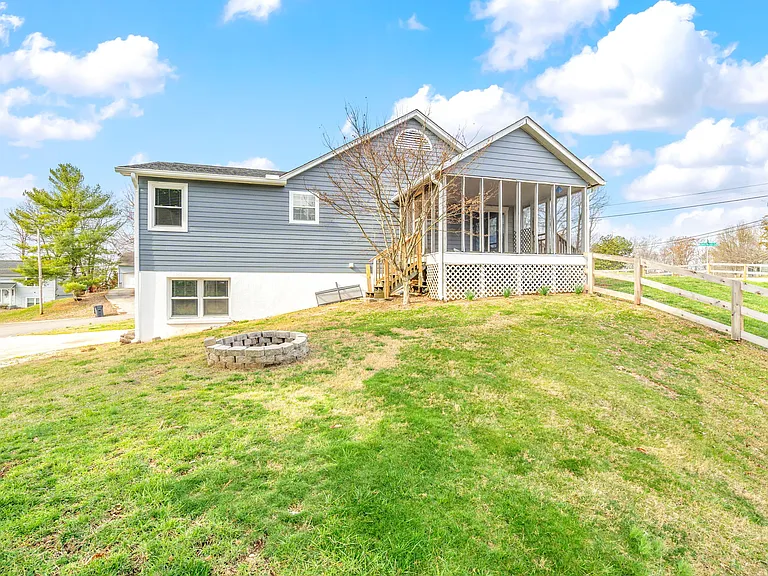 5712 Walden Woods Ct — Photo 32
