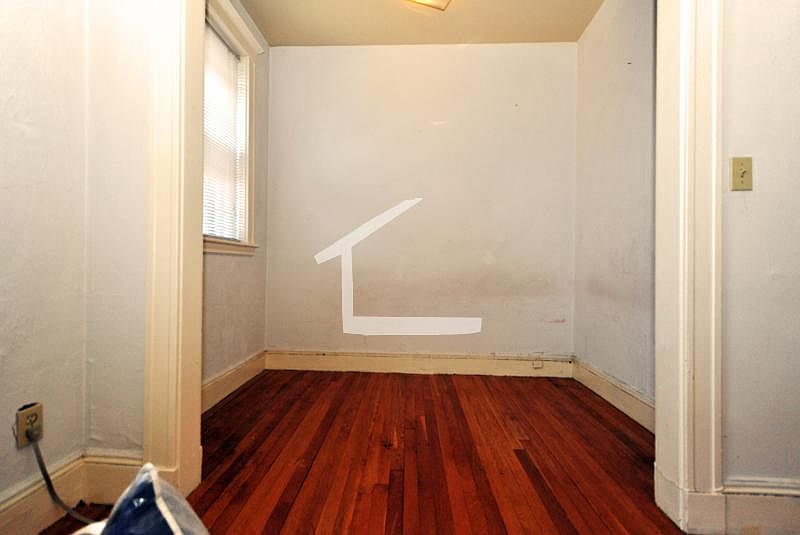 2nd image of 139 Park Dr #34C