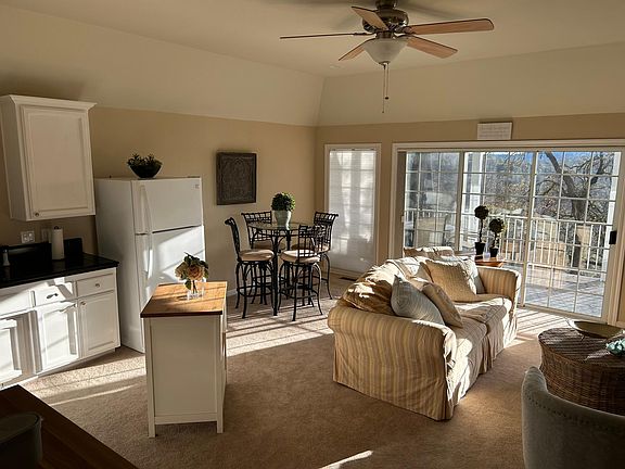 2nd image of 17525B Long Branch Ct