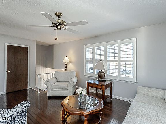 4th image of 2618 Coveview Dr