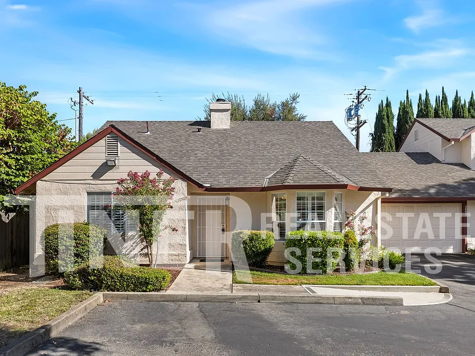 3863 Olivebranch Ln