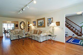 Foyer/Living Room