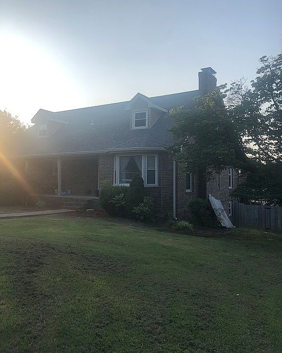 2nd image of 272 Arnold Ln
