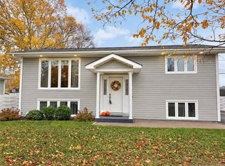1235 Centennial St, Bathurst, NB E2A 4A9