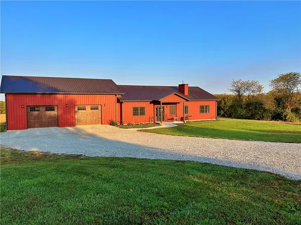 25609 122nd St, Winston, MO 64689