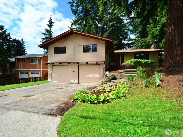 18215 108th Avenue NE, Bothell, WA 98011