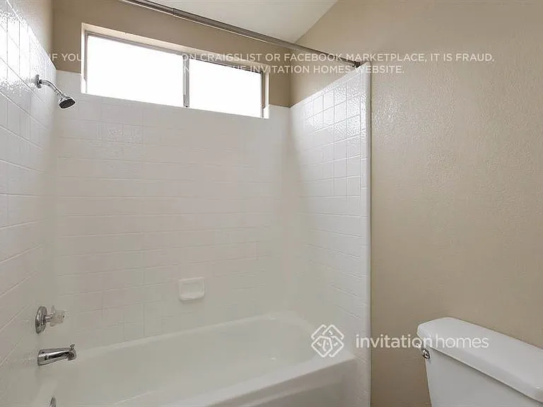 10533 Gramercy Pl — Photo 16