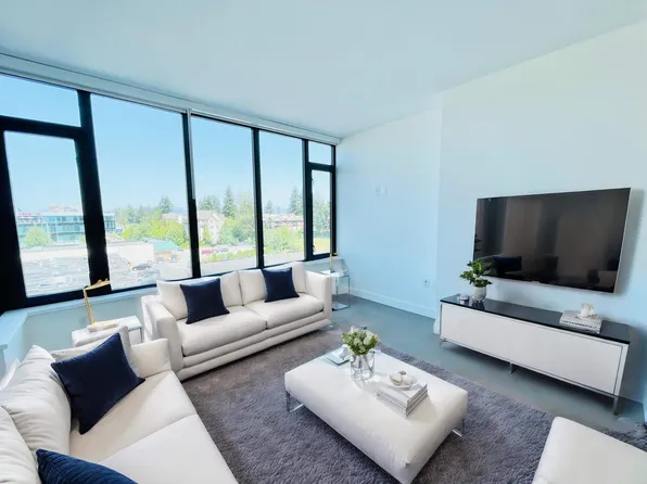 1588 Johnston Rd #303, White Rock, BC V4B 0C5