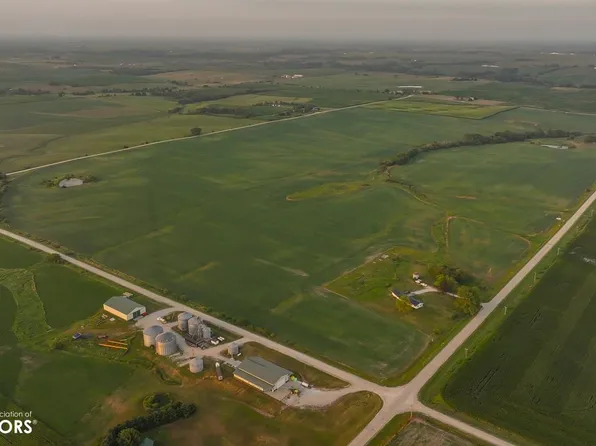 33104 Popcorn Rd, Humeston, IA 50123