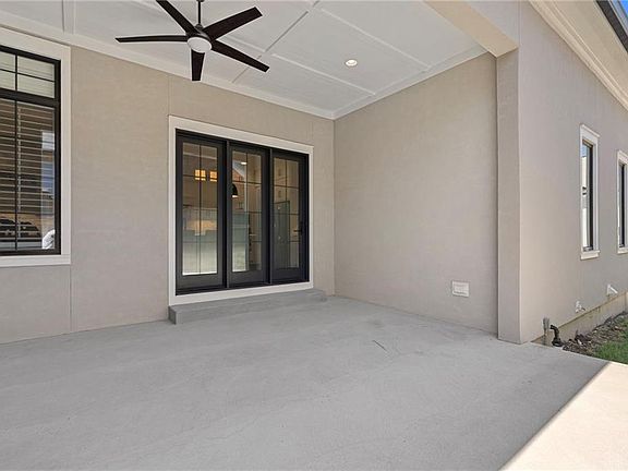 4th image of 9257 Parkside Dr