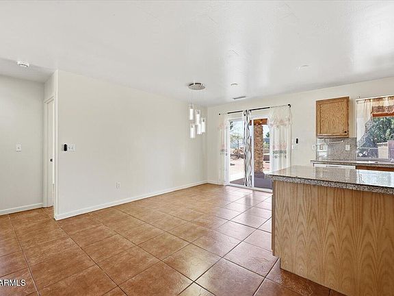 5th image of 4735 E Valley Lane